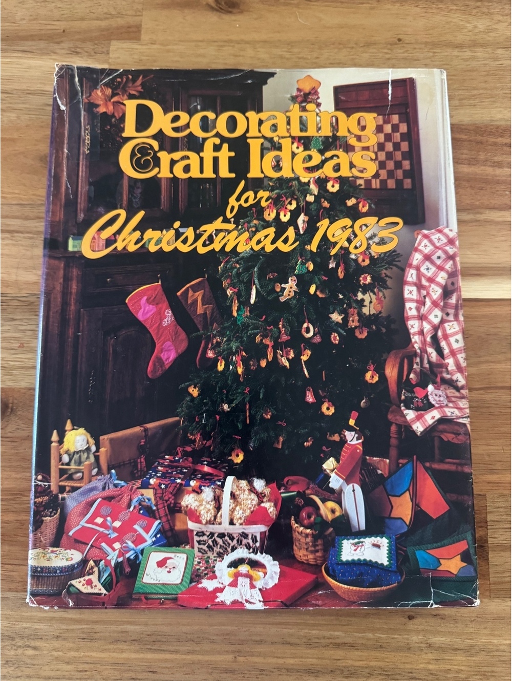 Vintage 1983 Christmas Decorating Craft Ideas Oxmoor House Holiday Recipes